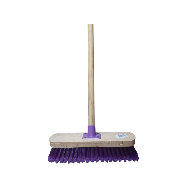 B20453.webp BROOM HOUSEHOLD BUDGET PLAST SOCKET C/W HNDL RIGGER BS - Image 1