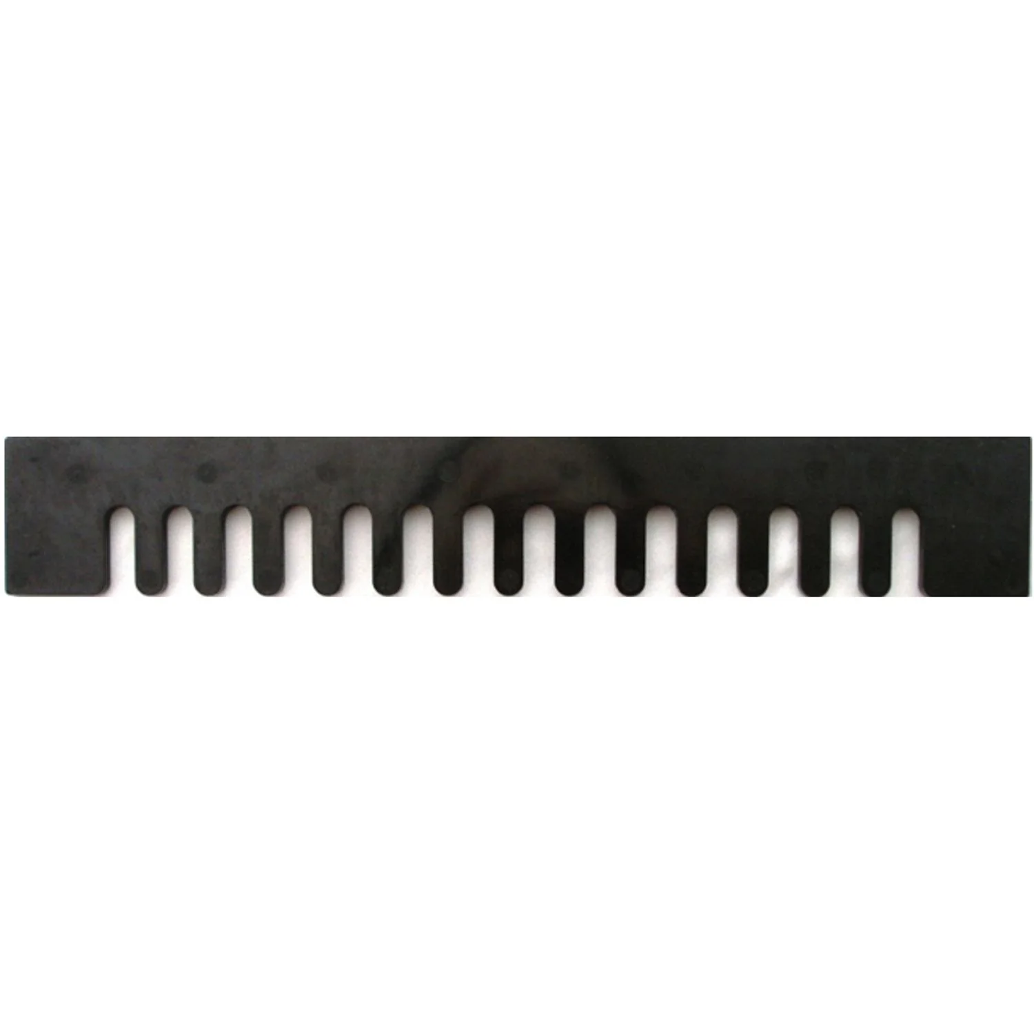 FUDT300-1.webp FINGER PLATE /DOVETAIL 7/16″ - Image 1