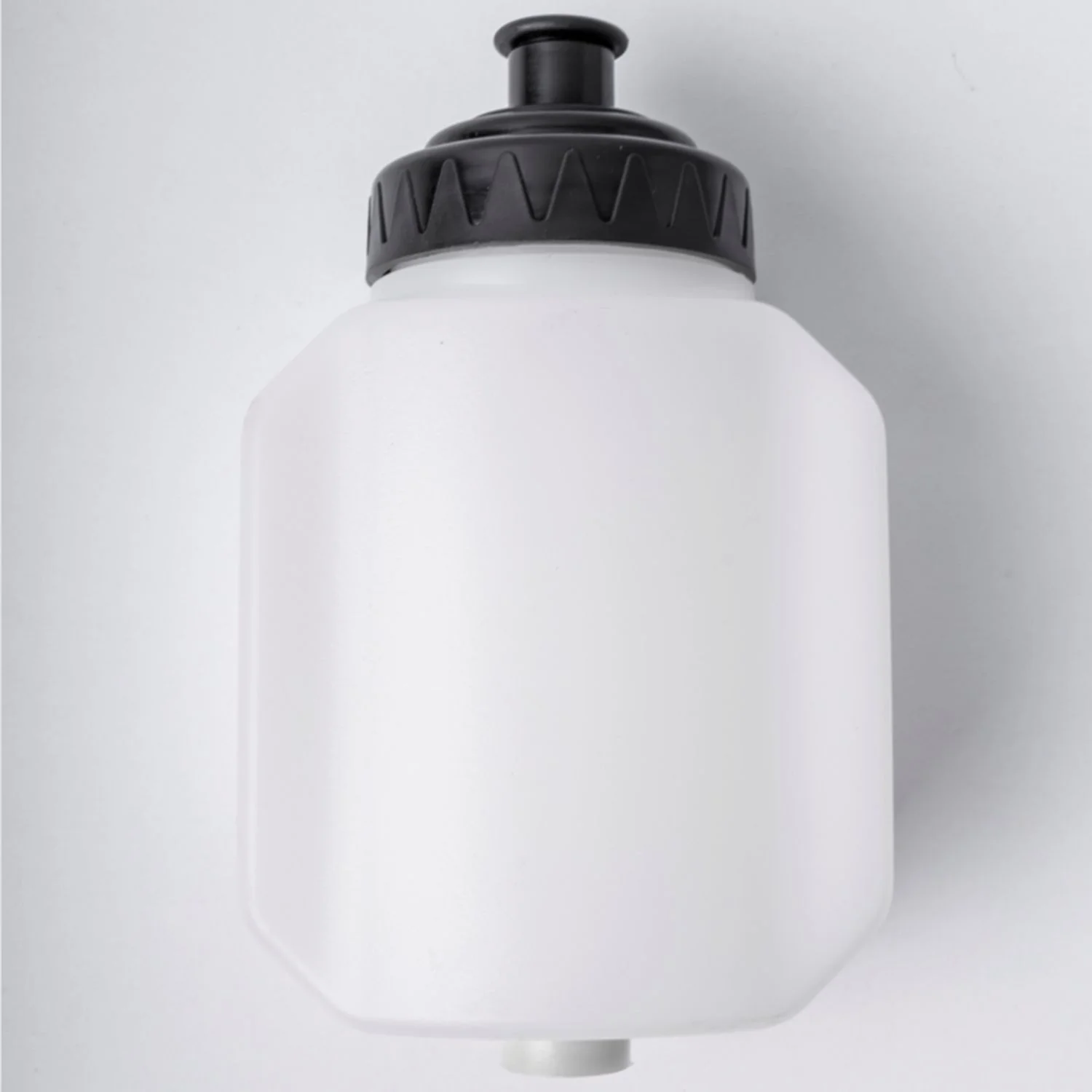 TCMD0035QE-SK015.webp COOLANT BOTTLE WITH CAP (24/25) STAND SERVICE KIT - Image 1